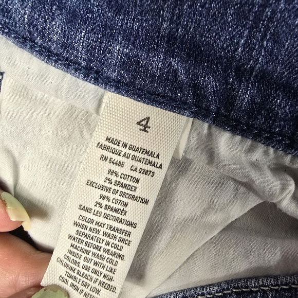 AEO stretch lightly distressed blue denim jean shorts women's size 4 - Picture 5 of 10